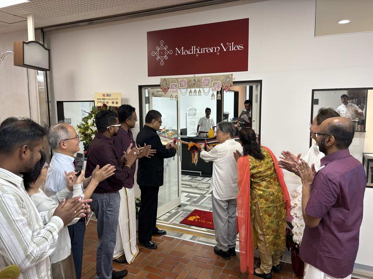 【パトリア葛西店】1階にインド料理「Madhuram　Vilas」がオープンしました！の写真5